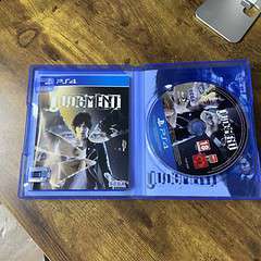 Judgment PS4 manuale ed inserti