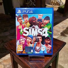 The Sims 4 per Playstation 4 in Italiano Usato PS4 124936 - dimensioni grandi